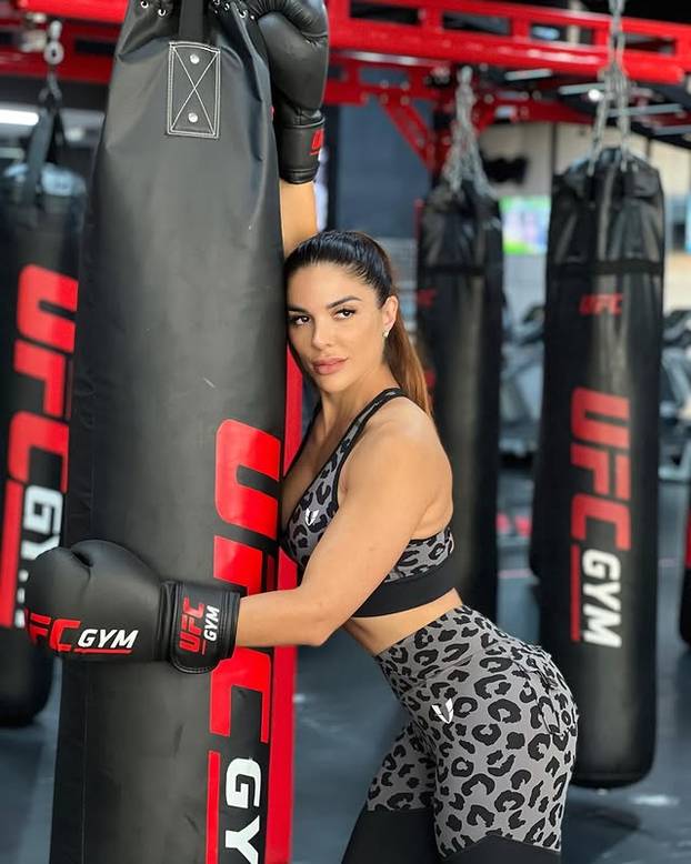 FOTO Fitness senzacija 'izluđuje muškarce' svakom objavom