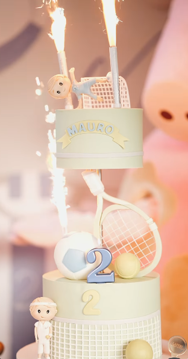 FOTO Maja Šuput proslavila je 46. rođendan - pogledajte tortu koja je bila hit večeri