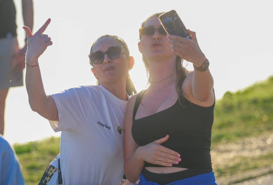 Zagreb: Na Uskrs Jarun privukao veliki broj građana