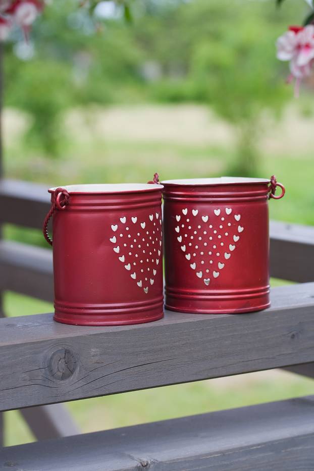 Small,Red,Bucket,For,Candle