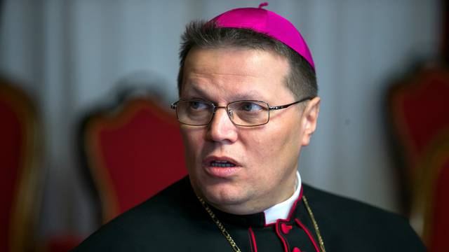 Sociolog o reakcijama Svete Stolice na nadbiskupa Hranića: 'To nije uobičajena praksa...'