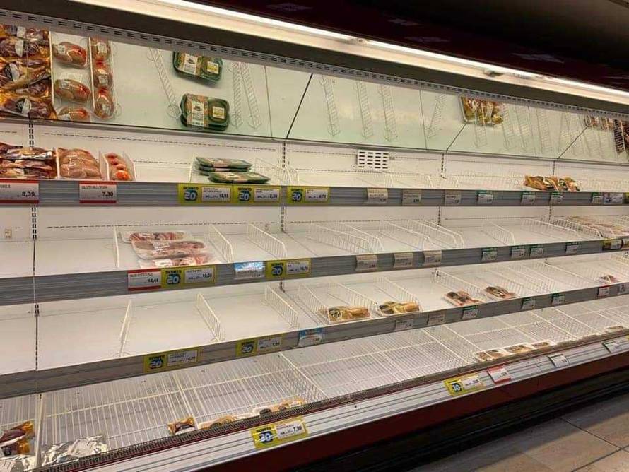 Učenica iz Pule: Panično su mi dolazile poruke 'Ne idi u školu'