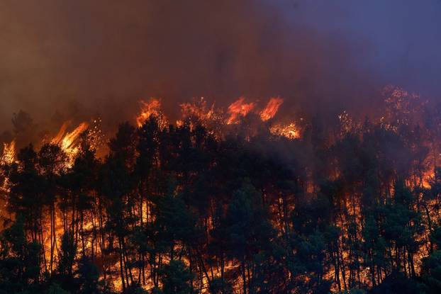 Wildfire in Krio Pigadi