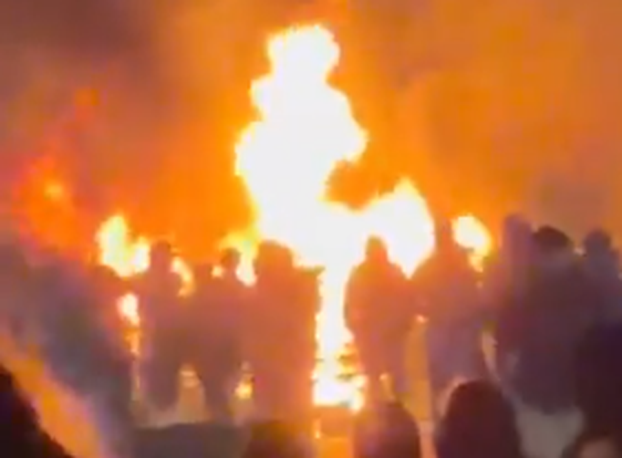 FOTO Iran gori. Trump prijeti, a prognani prijestolonasljednik kaže: Vraćam se u domovinu