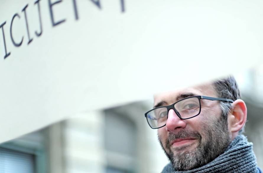 'Vlada je najgori razred' i ostali genijalni transparenti učitelja