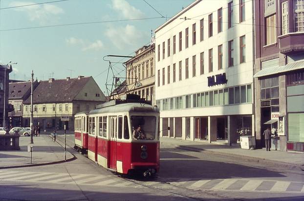 FOTO Zavirite u tvornicu ZET-a i Đuro Đaković gdje su se sklapali naši legendarni plavi tramvaji