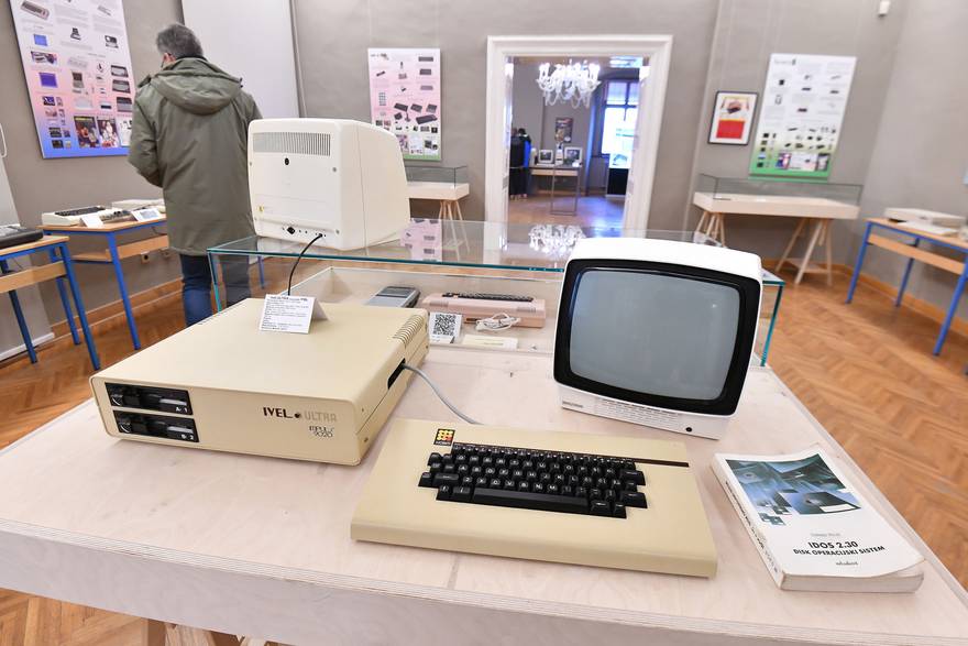 Varaždin: Izložba starih računala