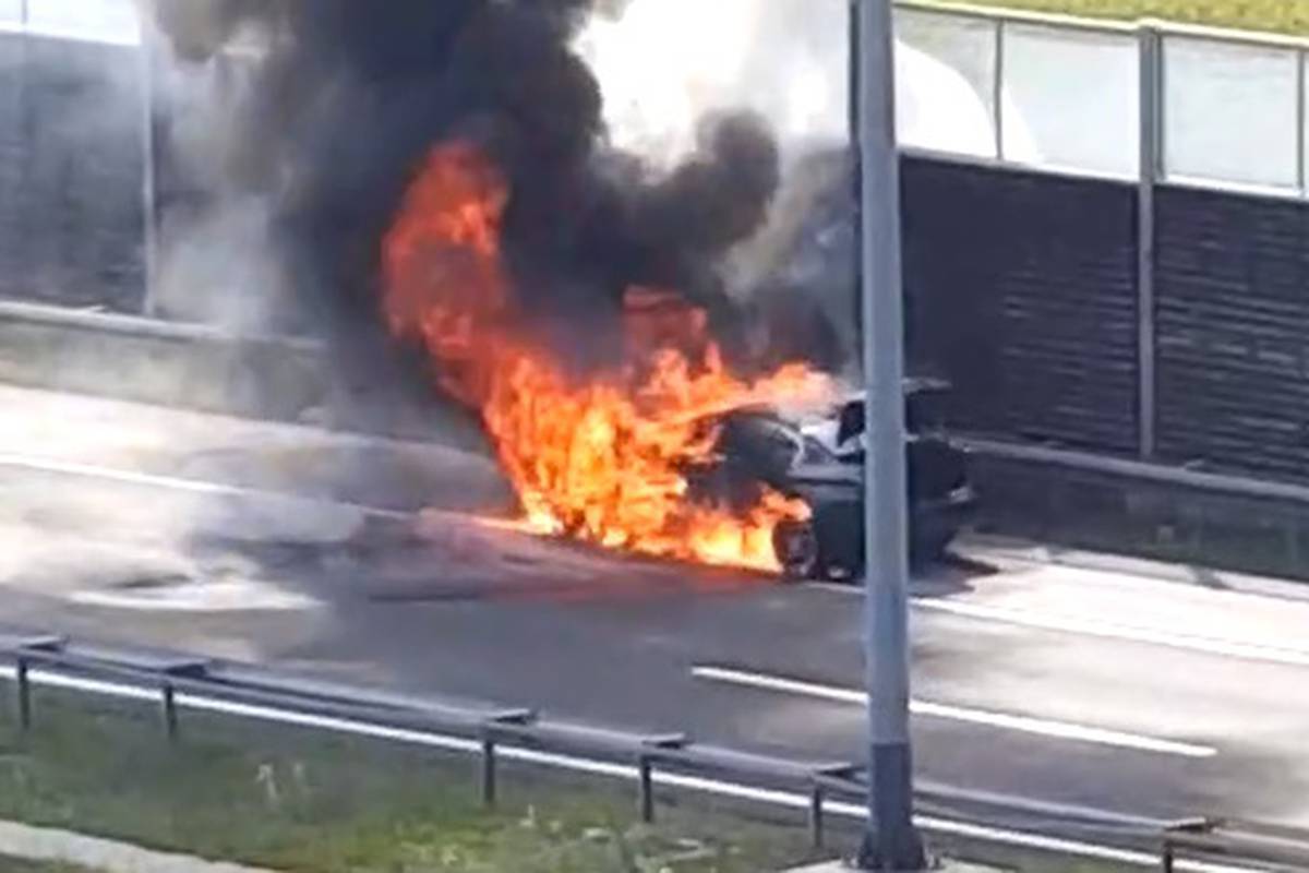 Zapalio se BMW na autocesti A1, dvoje ljudi iz auta neozlijeđeni