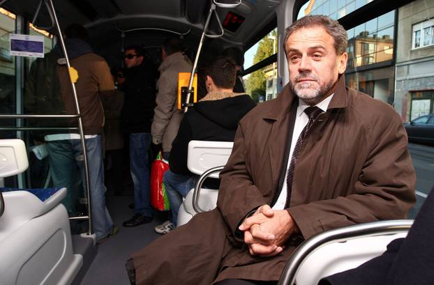 Zagreb: Milan Bandi? pustio u promet 125. niskopodni tramvaj