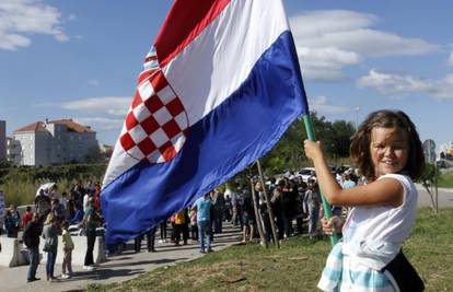 Prosvjed roditelja u Splitu: Već 10 godina traže gradnju škole