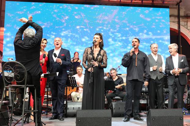 Šibenik: Prva večer 26. festivala Dalmatinske šansone 