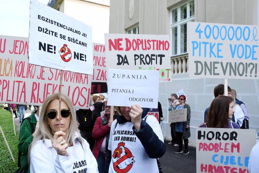 Sisak: Prosvjed protiv izgradnje klaonice peradi i bioplinskog postrojenja