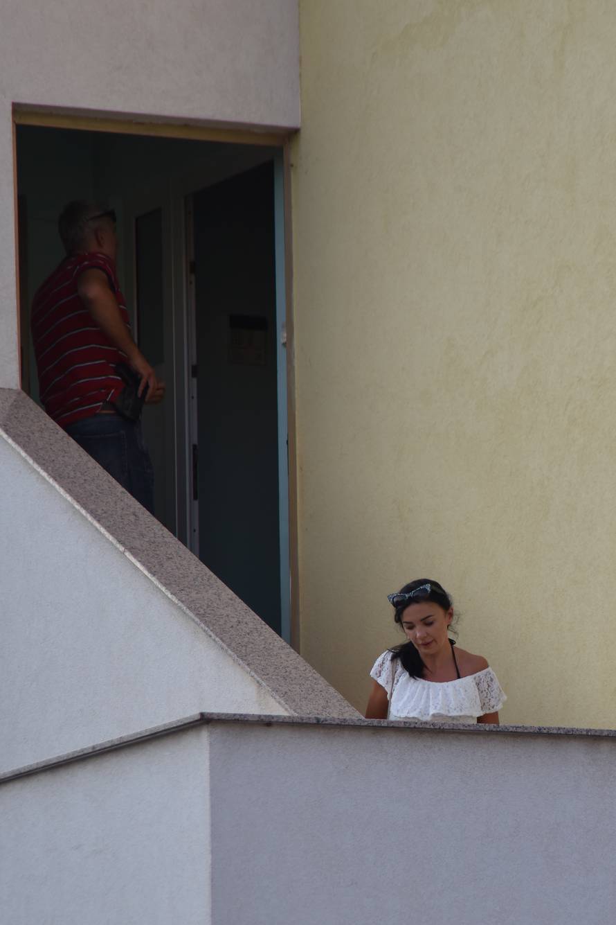 Pula: MuÅ¡karac prijetio oruÅ¾jem i rezao se, policija ga uhitila