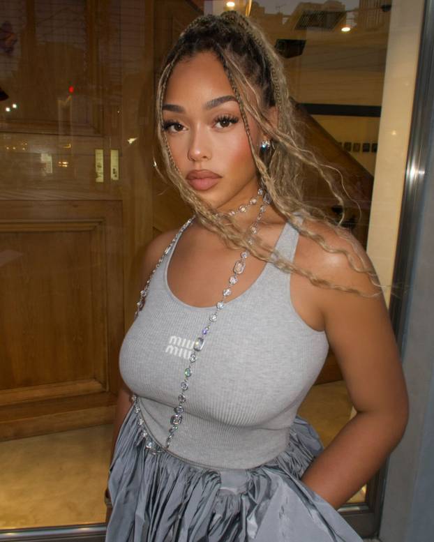 FOTO Djevojka NBA zvijezde na utakmici otkrila previše. Ili ne?