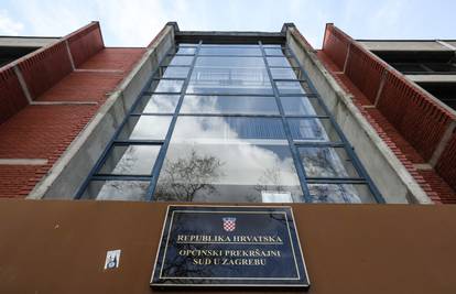 Drama u Zagrebu: Obiteljski nasilnik htio skočiti kroz prozor na sudu, reagirali u zadnji čas