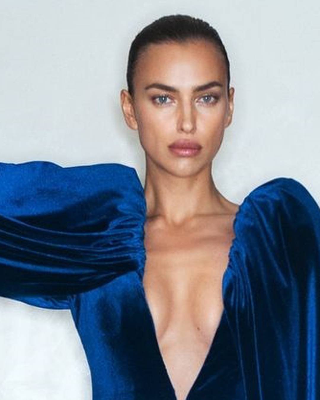 Ruska manekenka Irina Shayk podržala Ukrajinu: 'Donirajte što možete. Molim se za mir'