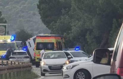 Tragedija kod Poreča: Jedan poginuli u prometnoj nesreći