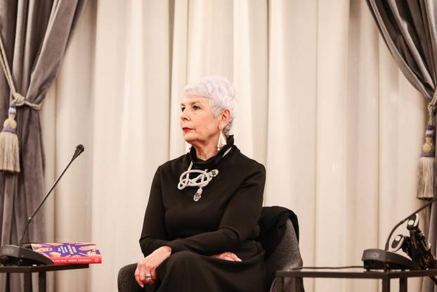 Zagreb: Promocija knjige Žene koje mašu rukama Jadranke Kosor