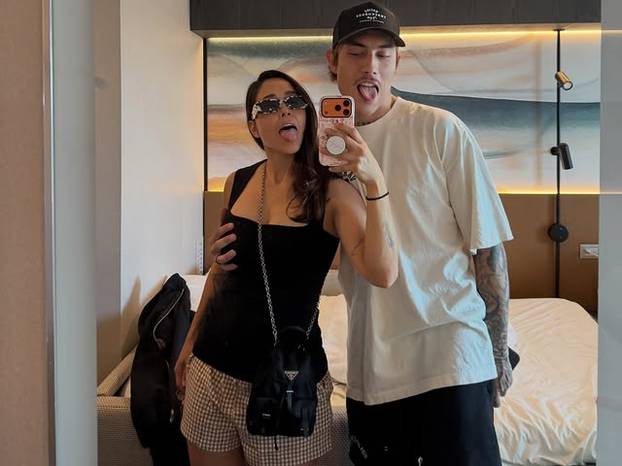 FOTO Seksi fitness mama pokazala sve: 'Nema izgovora, i nakon dvije trudnoće sam top'