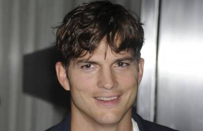 Ashton Kutcher priznao: Moje pravo ime zapravo je Chris...