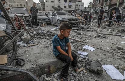 Broj poginulih u zračnim napadima u Gazi popeo se na više od 1400, čak 447 djece