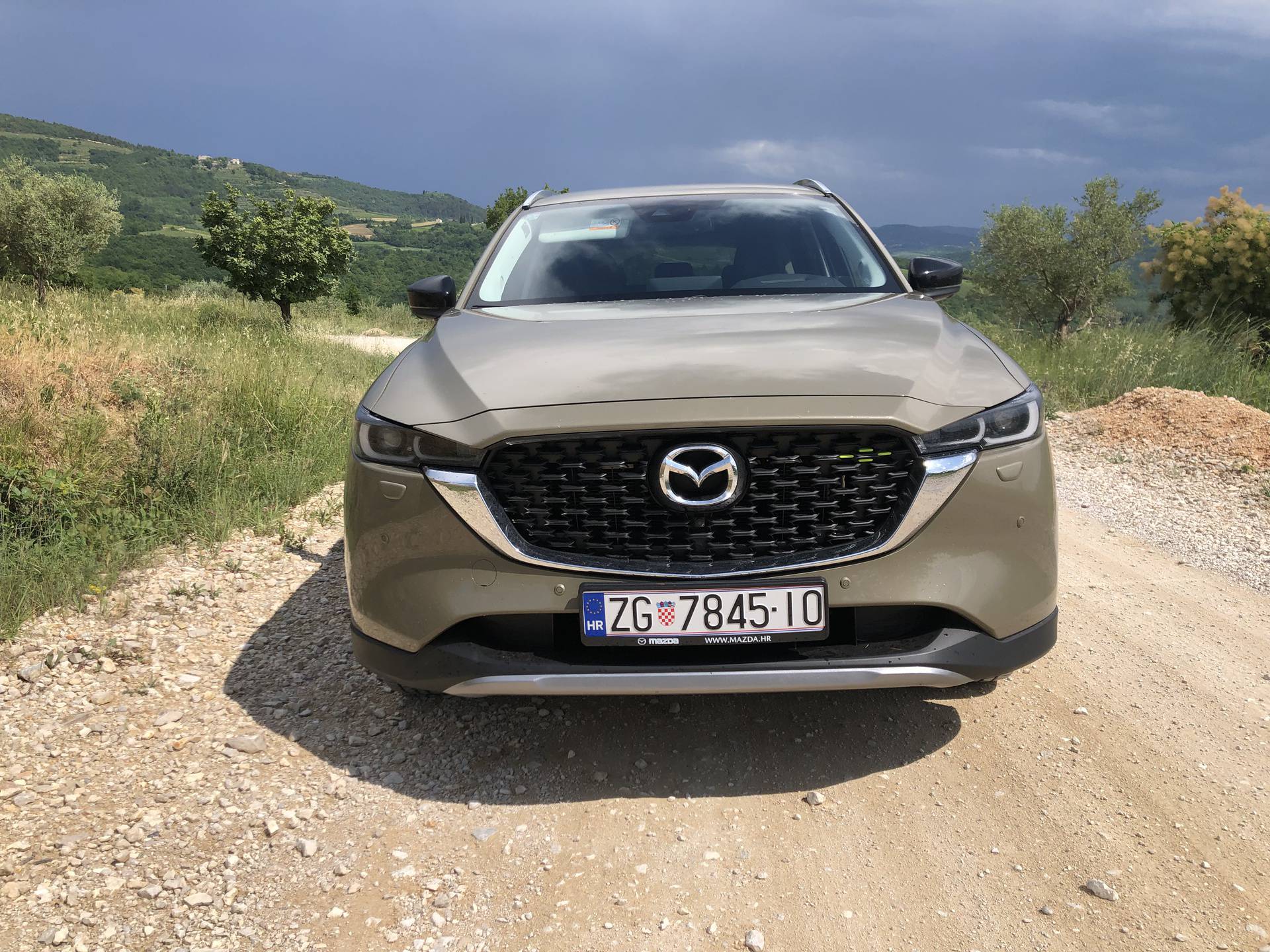 Obnovljena Mazda CX-5 ostala je potpuno drugačija od drugih