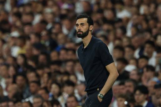 U&Zcaron;IVO Transferi: Evo tko bi mogao postati novi trener Milana, a Arbeloa ide u Fulham?