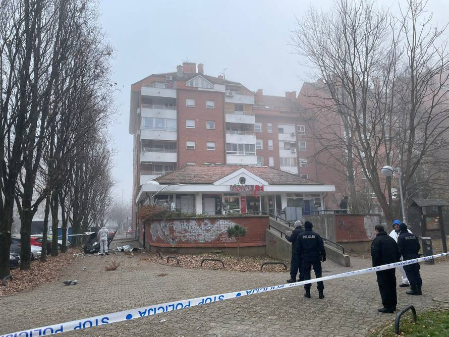 'Što je to grunulo?!' Zagrepčane uplašila eksplozija, izašli su na ulice. Lopovi raznijeli bankomat