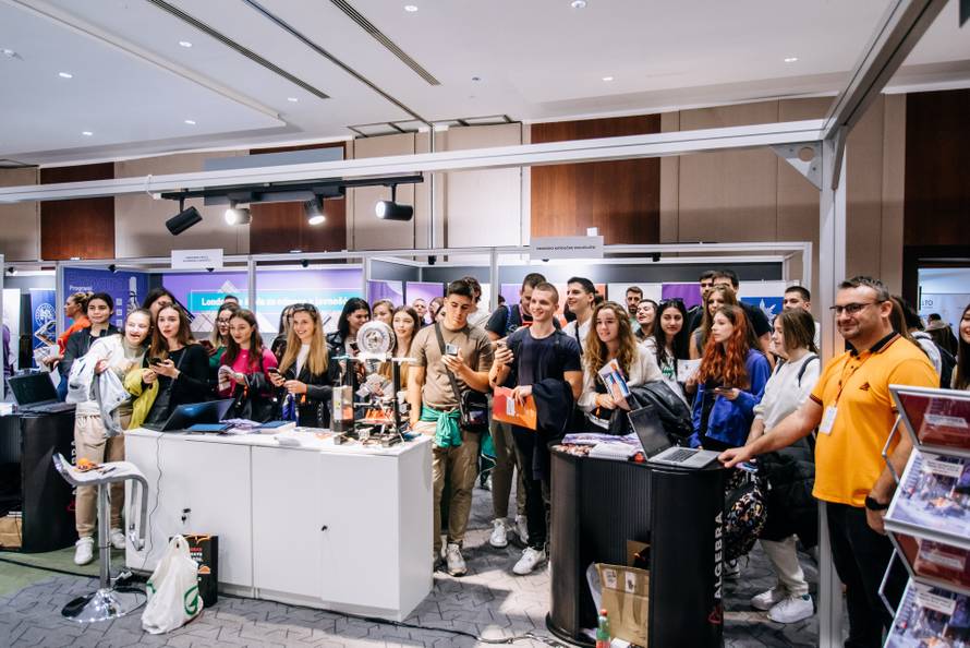 Kvalitetno obrazovanje, nova iskustva, zabava i druženje! Po prvi puta EXPO 23 i virtualno