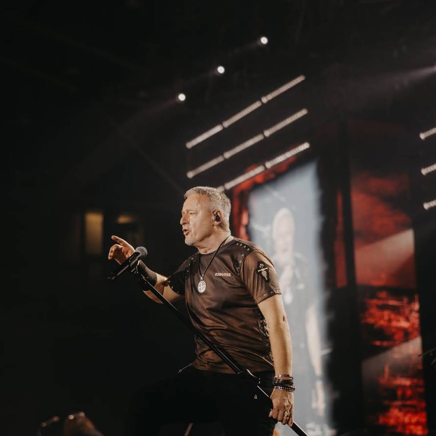 Thompson u Poreču viknuo 'Za dom', publika: 'Spremni'!