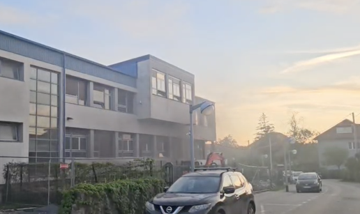 VIDEO Požar u  osnovnoj školi u Zagrebu: Gorjela soba s alatom