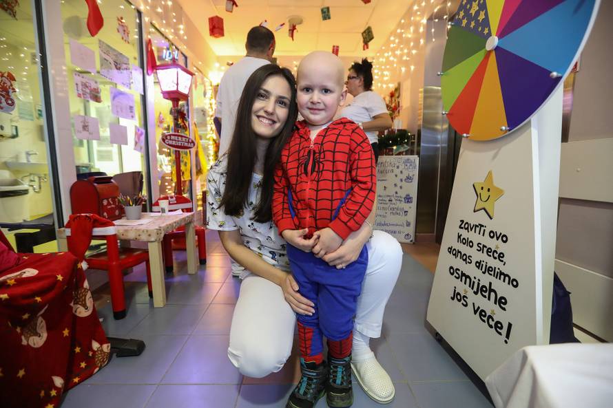 Advent je stigao i na onkologiju Klaićeve: 'Djeci je odmah ljepše'