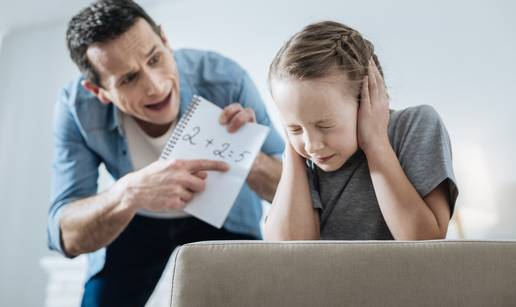Stvari koje djeca najteže opraštaju roditeljima i razlozi zašto ih pamte cijeli život