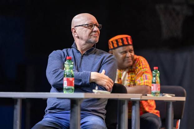 Ve&ccaron;ernja &scaron;kola na opro&scaron;tajnoj turneji nastupala u Osijeku