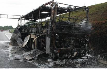 Izgorio bus kraj 'ukletog' tunela, nitko nije ozlijeđen