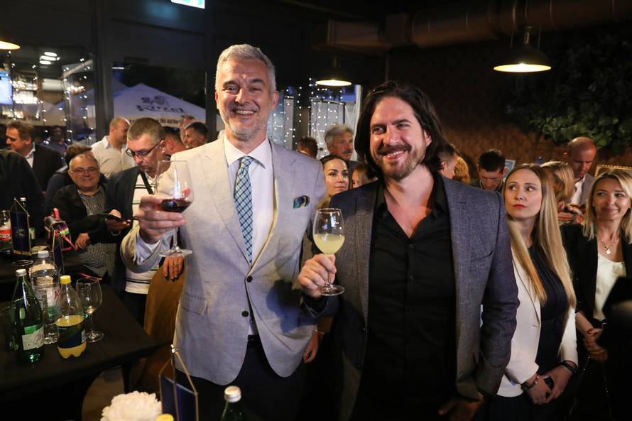 Zagreb: Doček izbornih rezultata u izbornom stožeru Marije Selak Raspudić