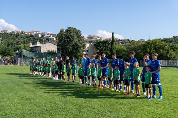 Senj: NK Nehaj proslavio 105. rođendan prijateljskom utakmicom protiv Dinama