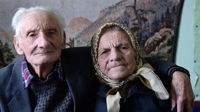 Slave 70. godišnjicu: Tjerali su me kada bih došao u njeno selo