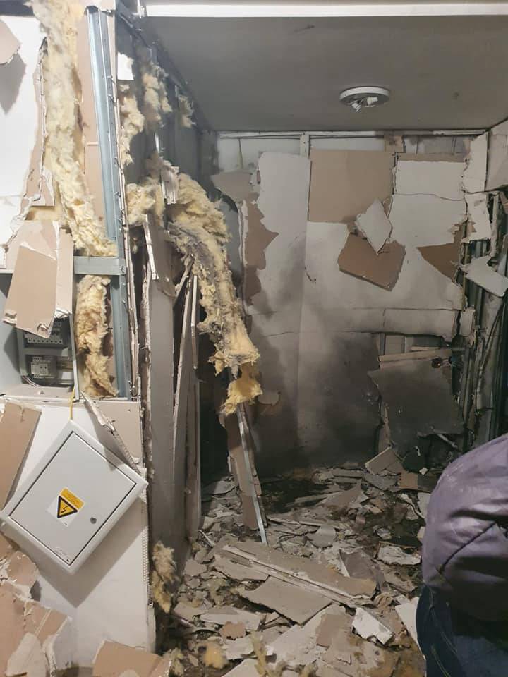 Eksplozija na Laništu: Oštećeno desetak stanova, curi voda, a narušena je i statika zgrade!?