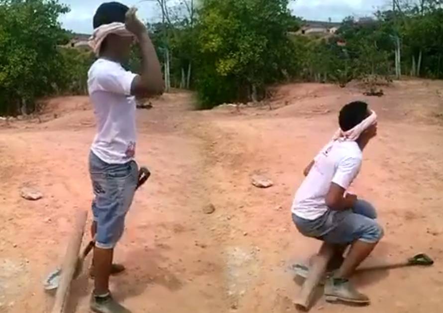 I to su ti prijatelji: 'Smjestili' mu i lopatom ga lišili muškosti