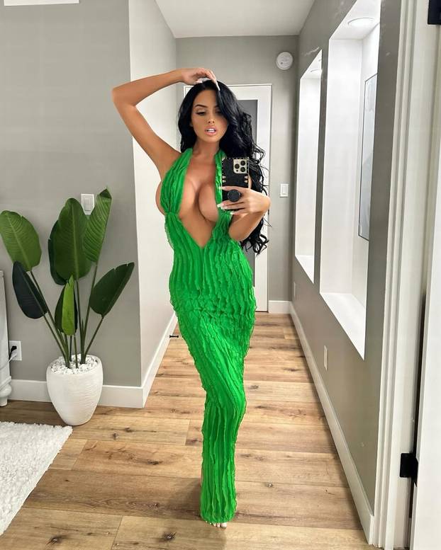 FOTO Abigail zovu 'Kraljicom oblina'. Divi se Kim Kardashian: 'Iskoristila je svojih 15 minuta!'