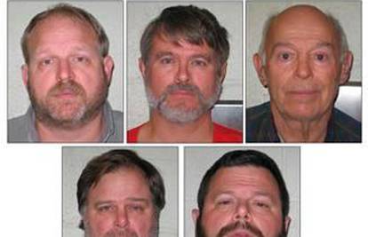 SAD: Otac i četiri sina su godinama silovali rođake