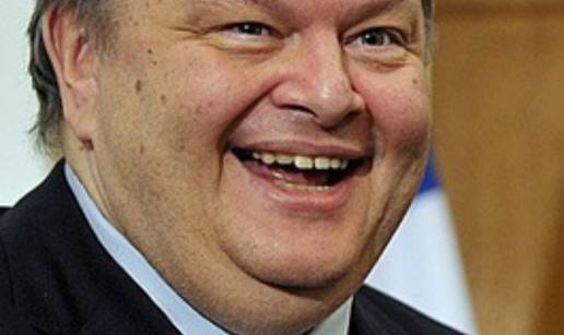 Grčka vlada provodi promjene, ministar financija smijenjen