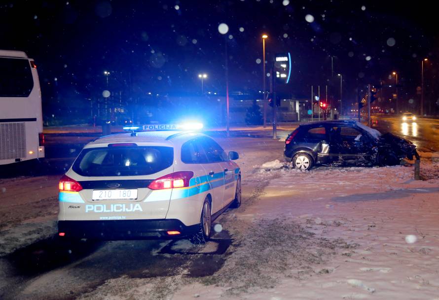 U Čakovcu se sudarili autobus i auto, ženu su prevezli u bolnicu