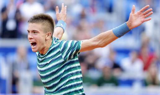 Borna Ćorić (17) osvojio je prvi Challenger u seniorskoj karijeri