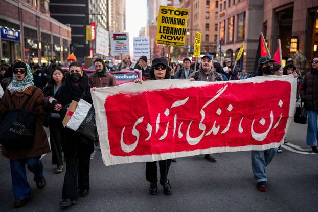 ULICE PUNE BIJESA Tisuće u New Yorku prosvjeduju protiv zračnih napada Izraela na Libanon i Iran