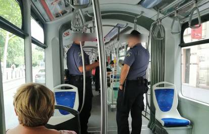 U tramvaj na zagrebačkom Trgu ušli policajci bez maske. U MUP-u zgroženi: 'Kaznit ćemo ih!'