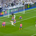 VIDEO Je li pobjednički gol Reala neregularan? Ekspert: 'Sudac ga je morao ponišititi'