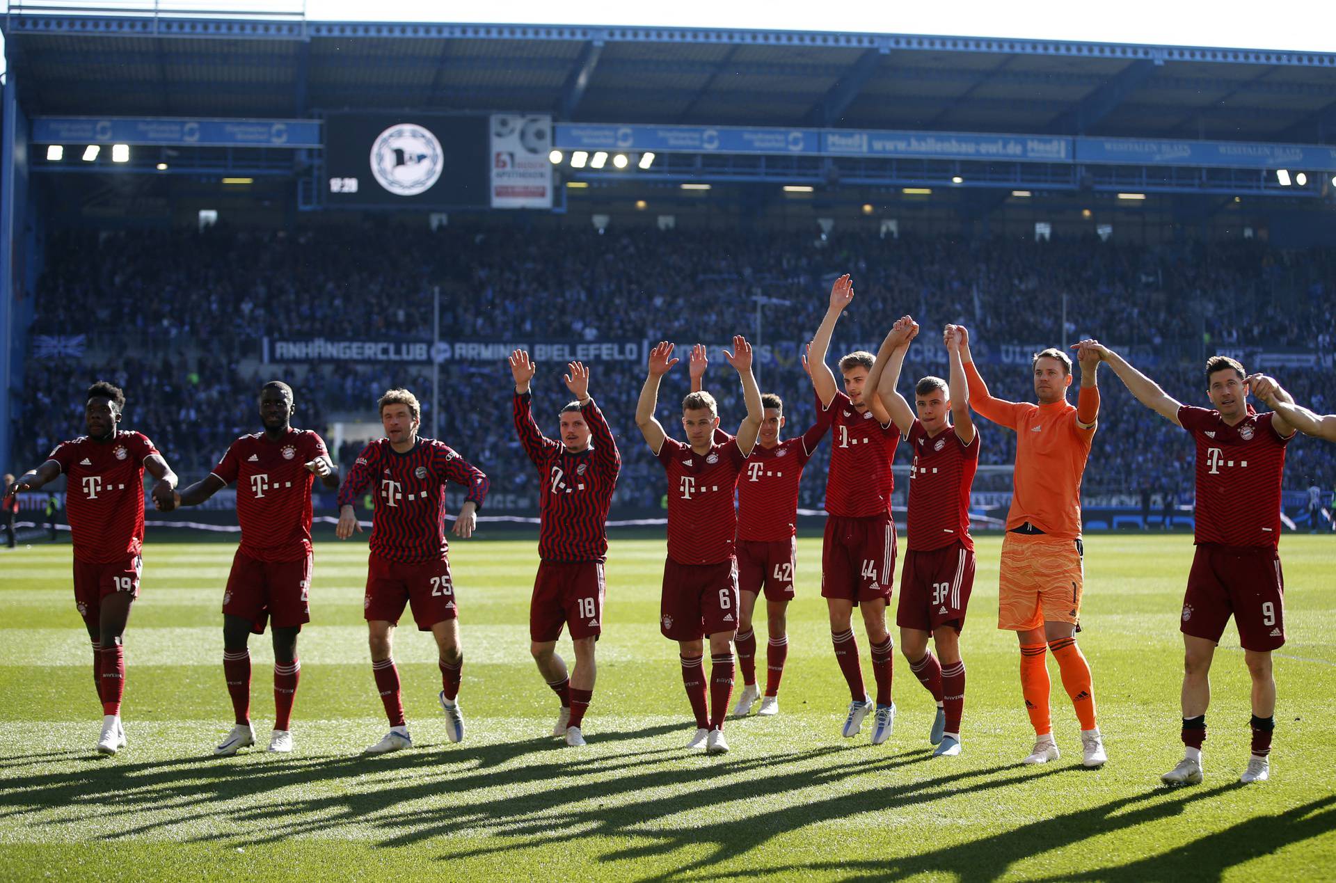 Bundesliga - Arminia Bielefeld v Bayern Munich