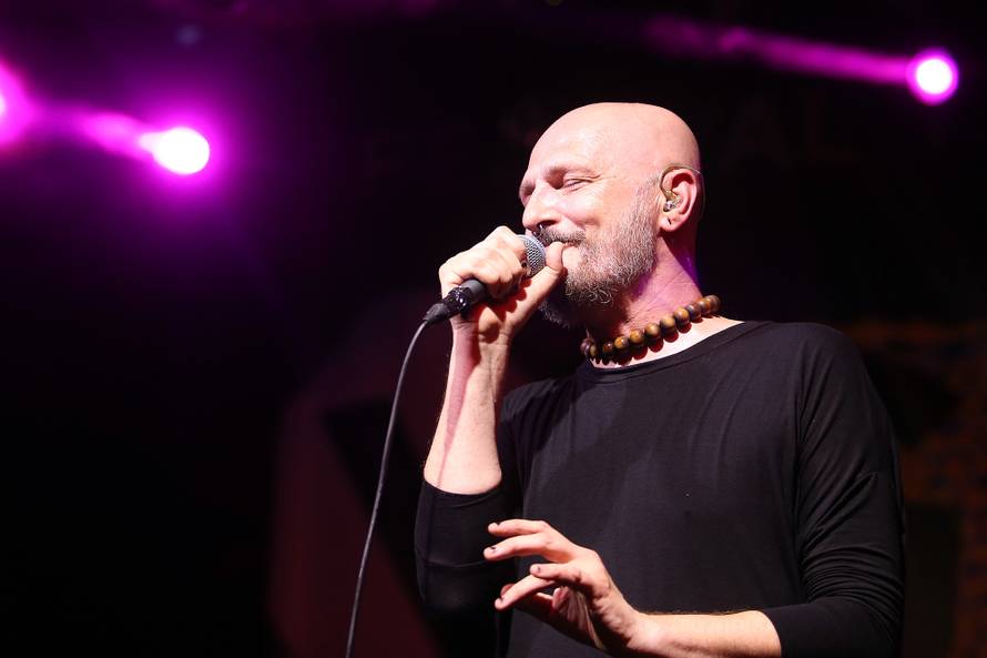 Slavlje u obitelji: Pjevač Damir Urban dobio je treće dijete...